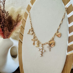 Collier Emma
