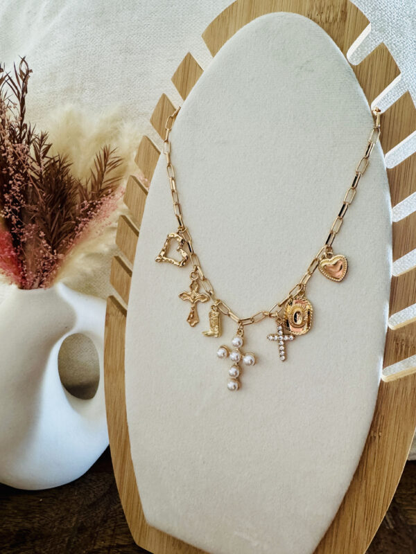 Collier Emma